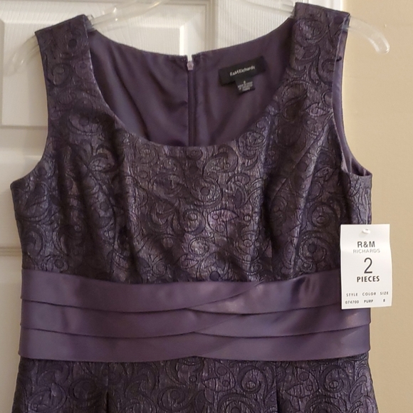 ποΈ Purple Metallic Dress and Jacket - Picture 10 of 15